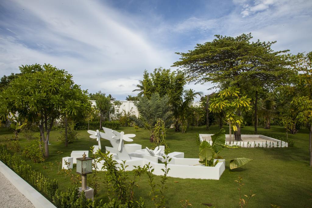 Amra Palace Gan  Exterior photo